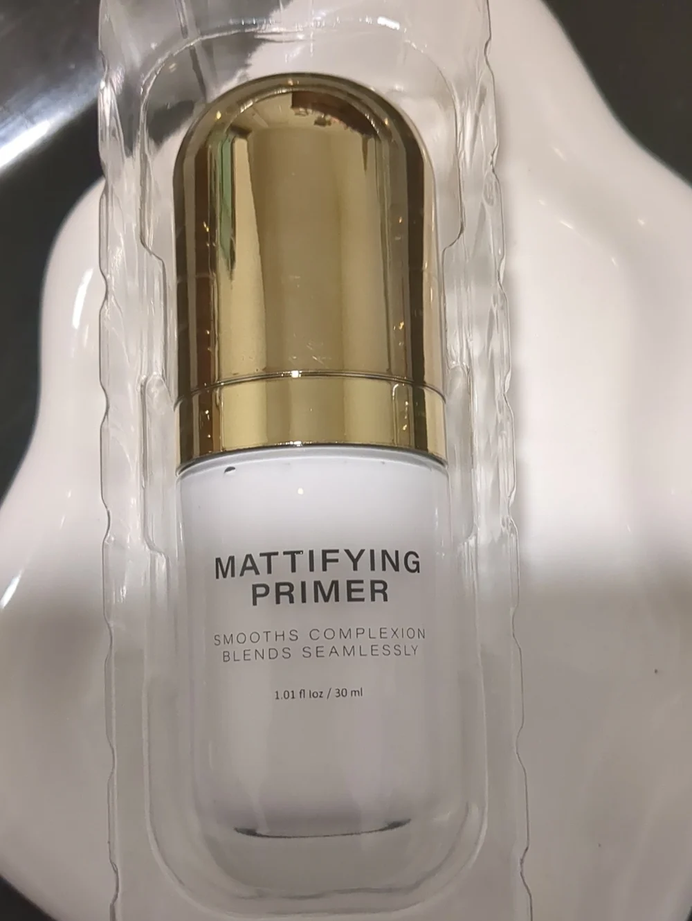 Mattifying Primer - Picture 3 of 3